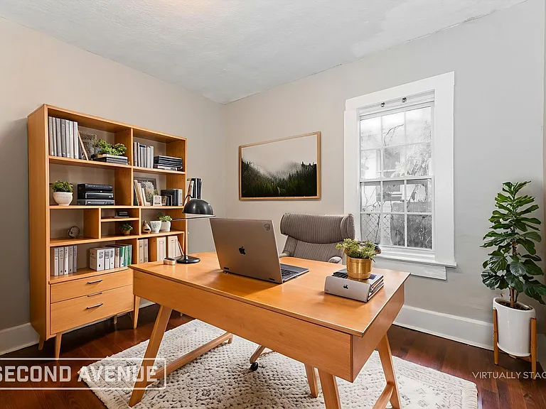 1548 W 23rd St — Photo 8