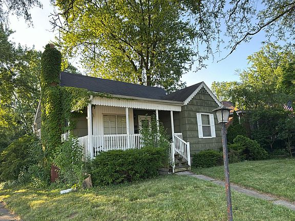 3rd image of 17903 Walter St