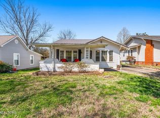810 Louisiana Ave, Etowah, TN 37331