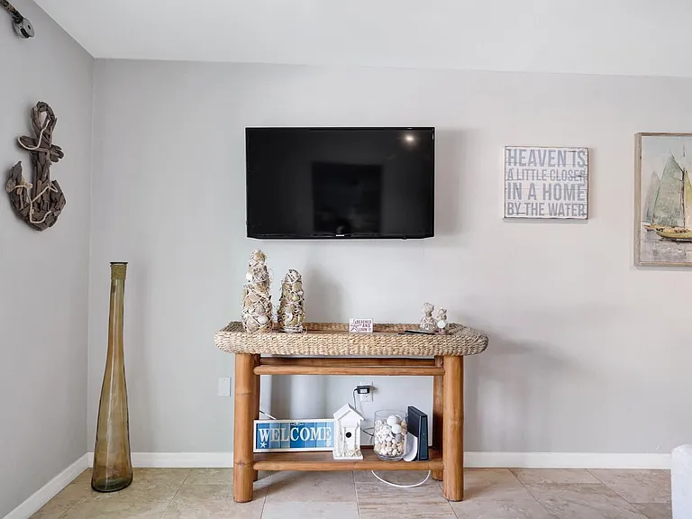 464 N Paula Dr #211 — Photo 35