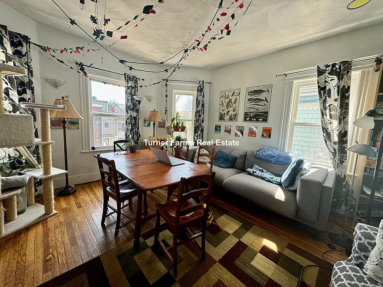 35 Cameron Ave #2R — Photo 17