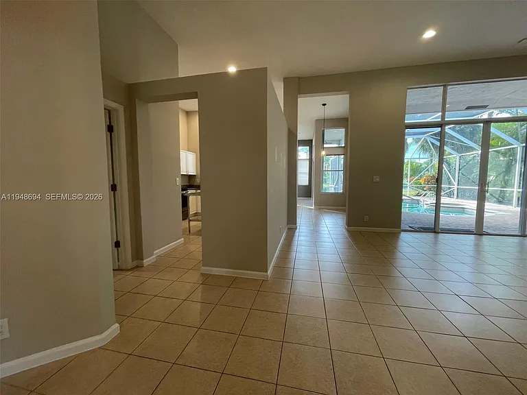 4023 Turnstone Ct — Photo 13