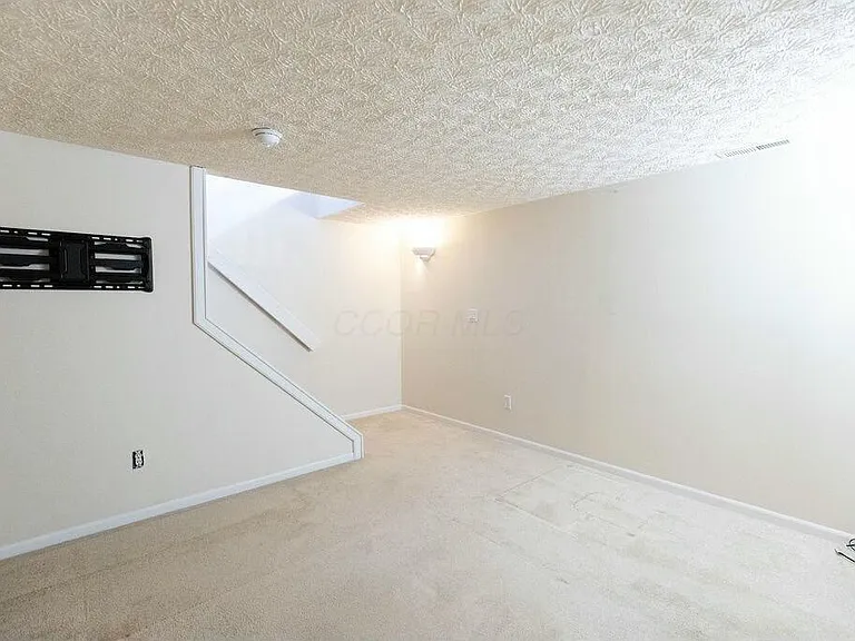 1749 Messner Dr — Photo 12