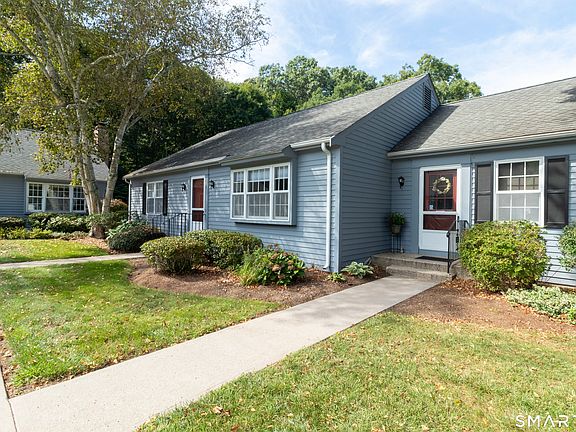 2nd image of 1 Hampshire Road #1