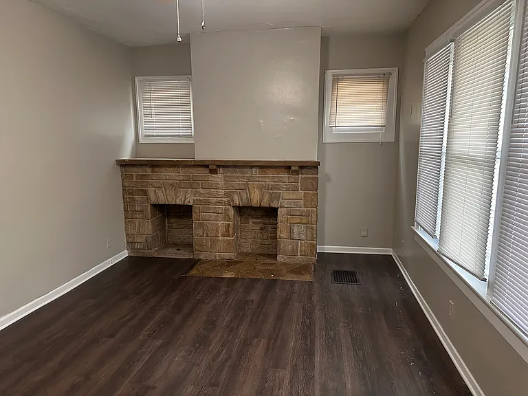 2067 Sullivant Ave — Photo 12