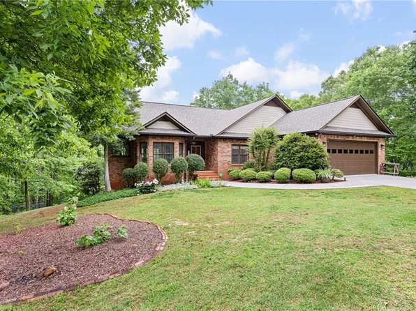 101 Sunset Dr SE, Cartersville, GA 30121