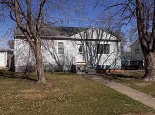 632 Macarthur Ave, Grand Island, NE 68801