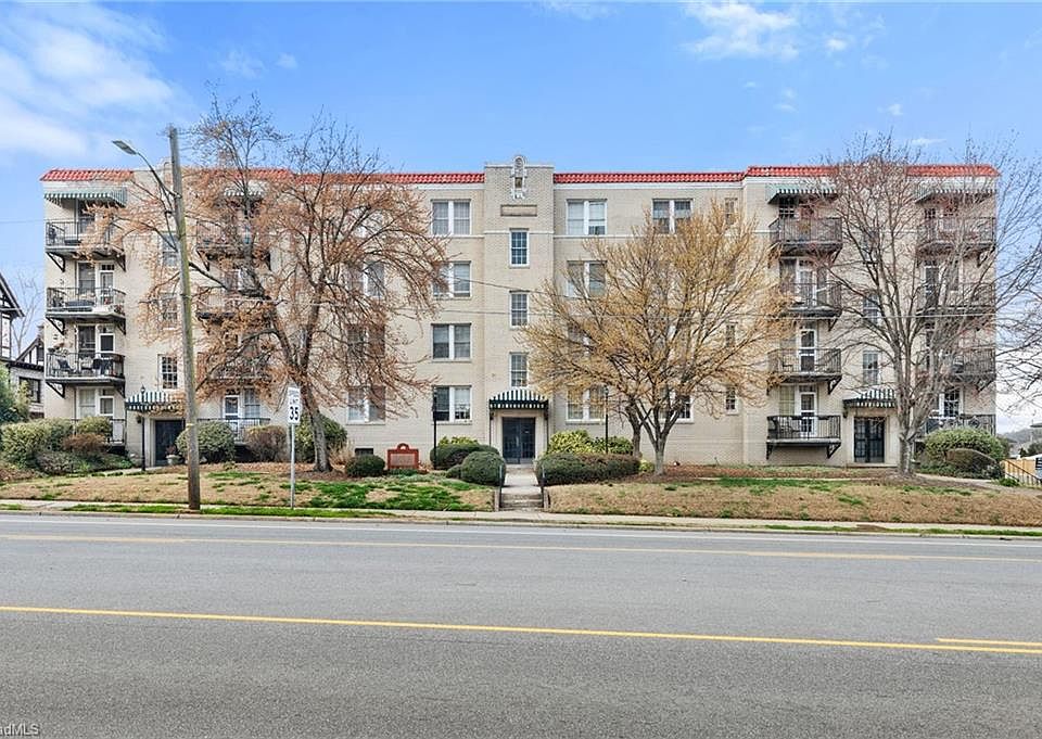 1st image of 1013 N Elm St APT B6