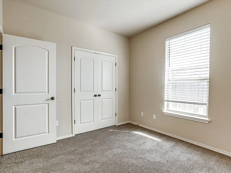 1124 Brendon Lee Ln — Photo 23