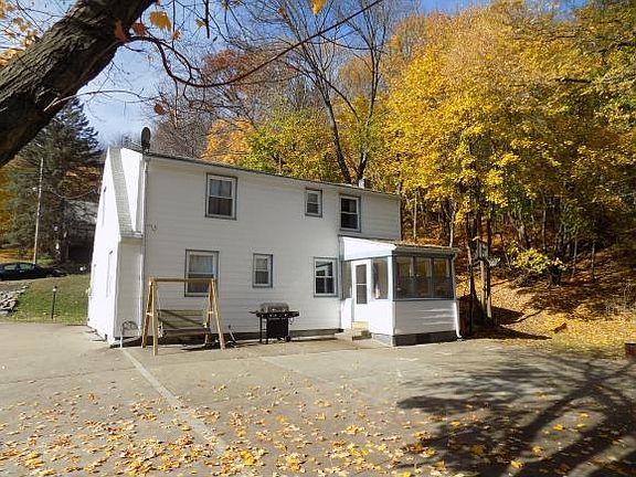2nd image of 510 Fernwood Ave