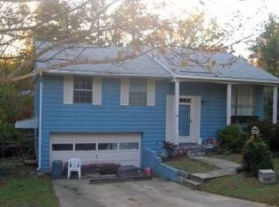 4233 Woodlawn Dr, Raleigh, NC 27616