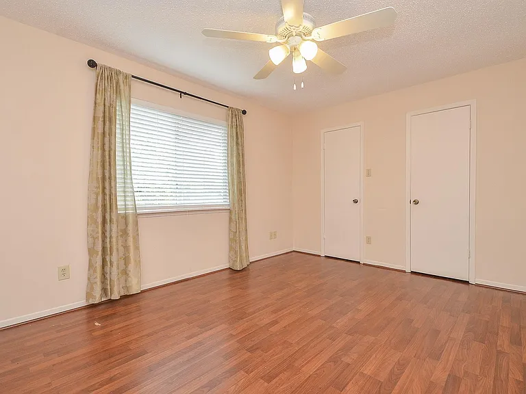 2209 Bauer Dr #B — Photo 9