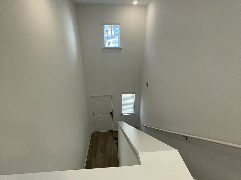 966 Evergreen Rd — Photo 21