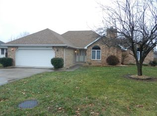 704 E Niangua Dr, Nixa, MO 65714