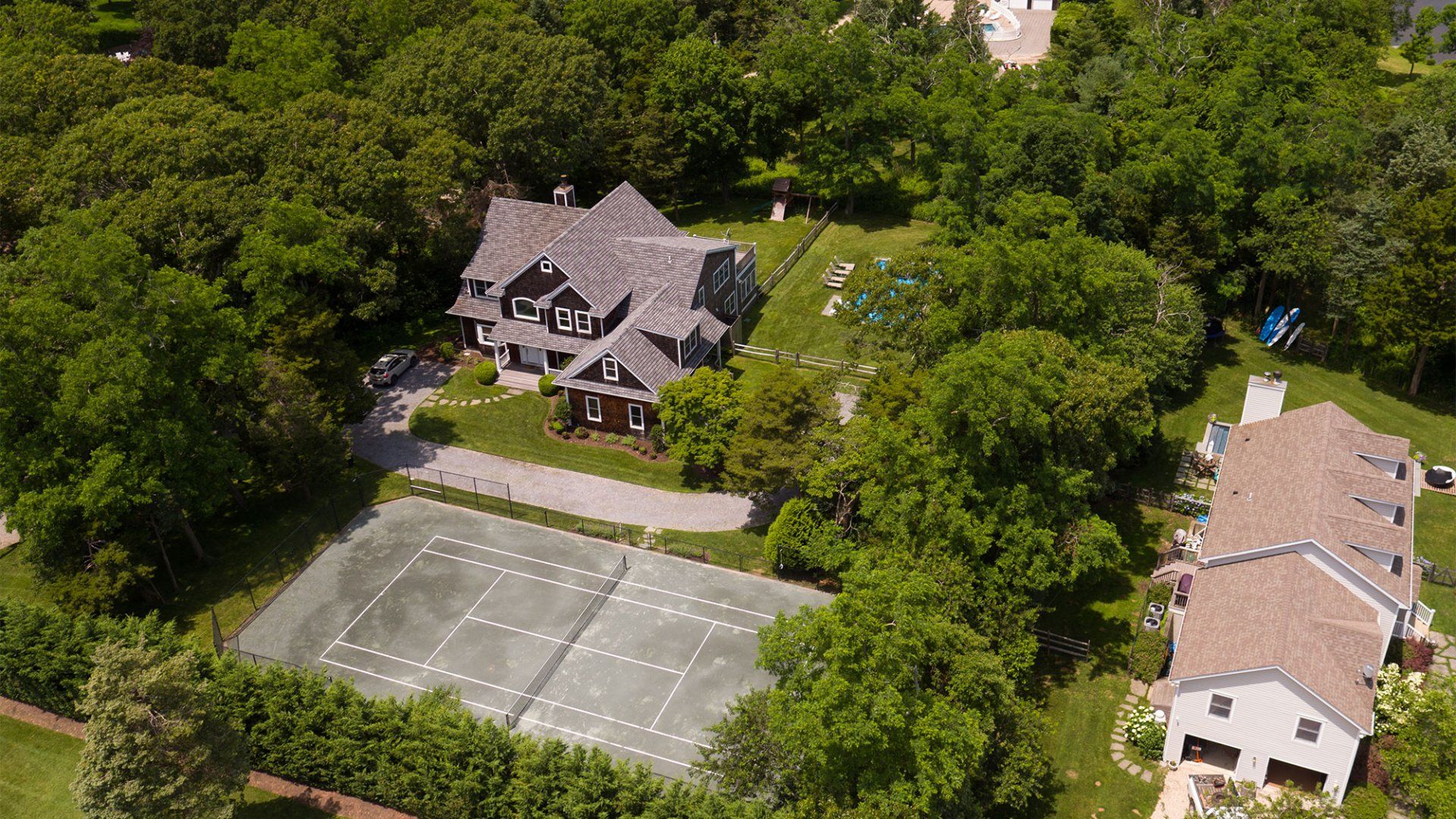 16 Bittersweet Ln, Sag Harbor, NY 11963 Out East