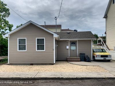 588 Hunter Ave, Staten Island, NY, 10306