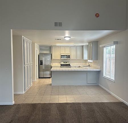 5th image of 1580 Heathernoel Way