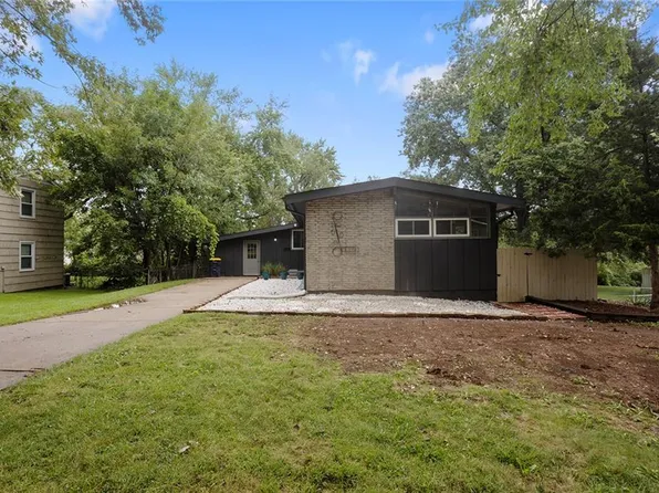 6100 E 97th St, Kansas City, MO 64134