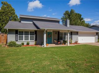 3202 Shook Dr, Springdale, AR 72762