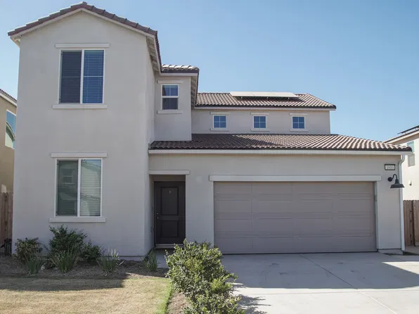 1810 Klamath Rd S, Madera, CA