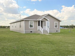 13021 Prosperidad Ln, Atascosa, TX 78002