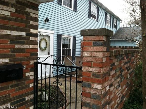 2nd image of 126 Monmouth Ct #126