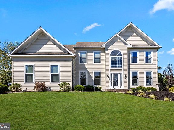 3rd image of 1750 Partridge Rd