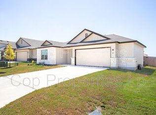 1133 Eagle Xing, Seguin, TX 78155
