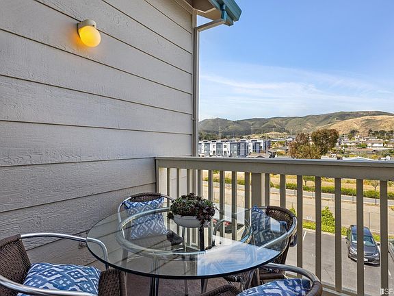 3rd image of 1400 El Camino Real APT 314