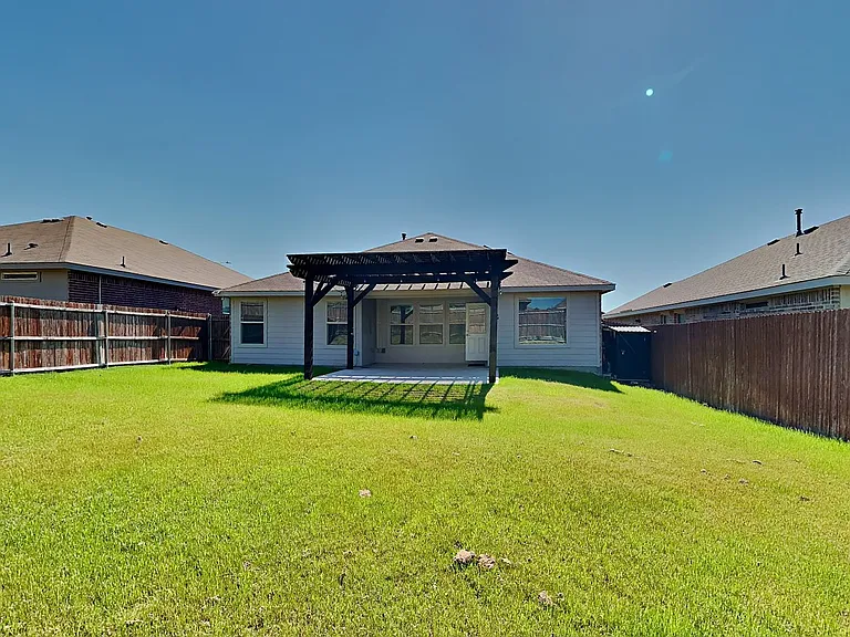 2316 Stallings Rd — Photo 16