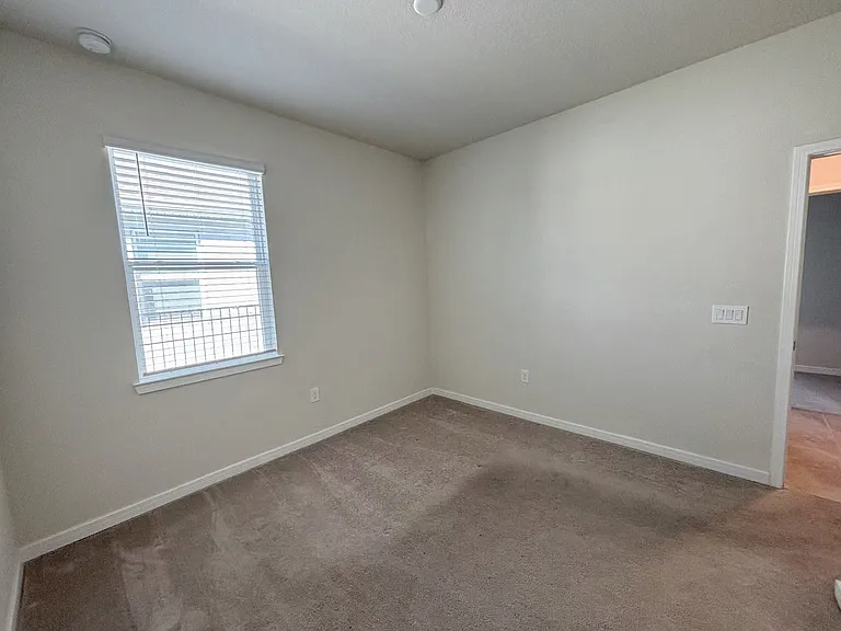 17317 Back Bay Ct — Photo 31