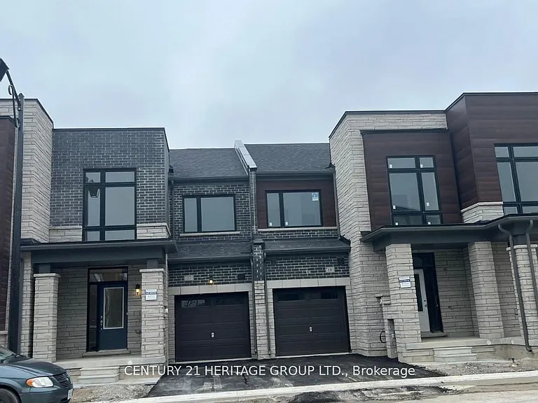22 Blick Cres — Photo 1