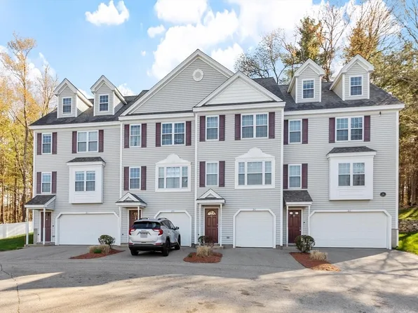 26 Bradley Dr Unit D, Groton, MA 01450