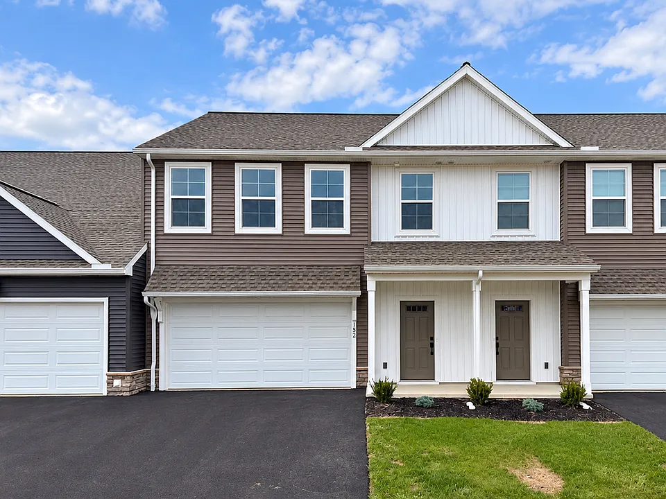 132 Foundry Ln