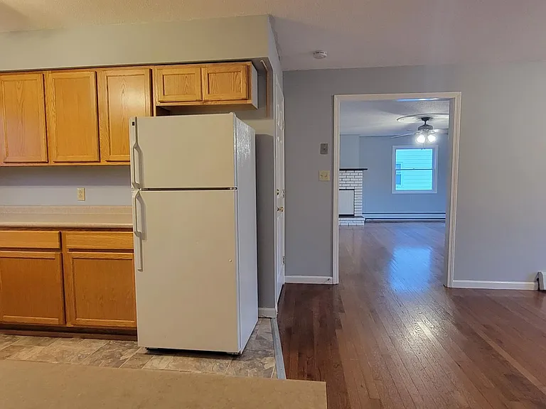 920 West St — Photo 4