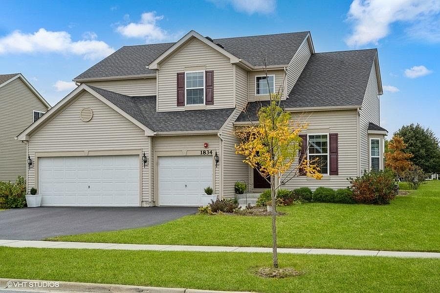1st image of 1834 Newberry Ln