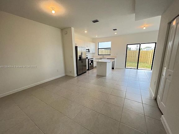 4th image of 28610 SW 133rd Ct #28610