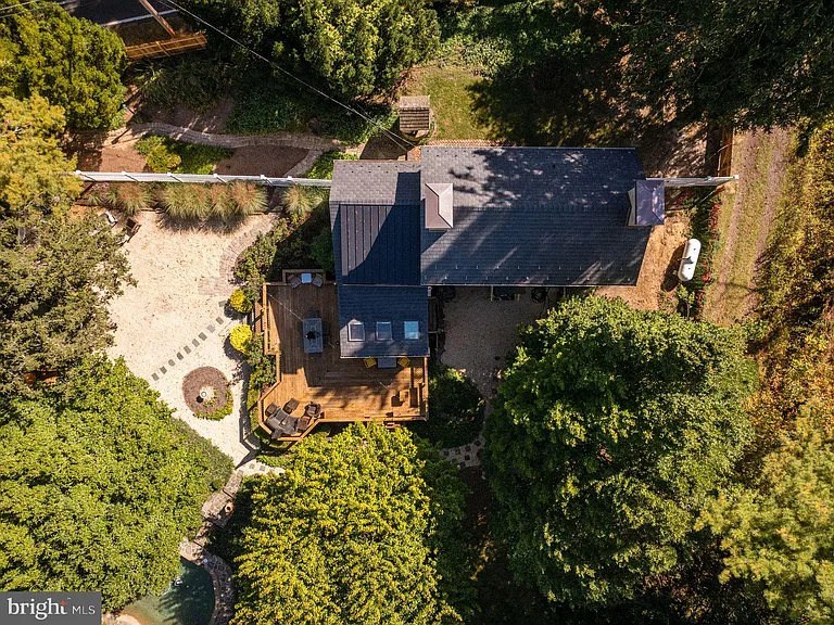 2943 Windy Bush Rd — Photo 33