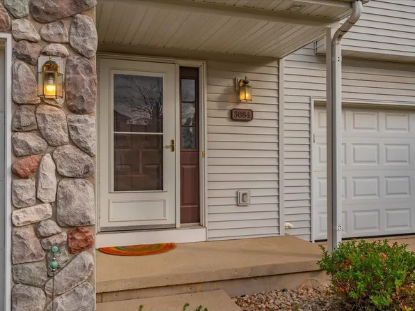 3084 Wyndham Dr, Sun Prairie, WI 53590