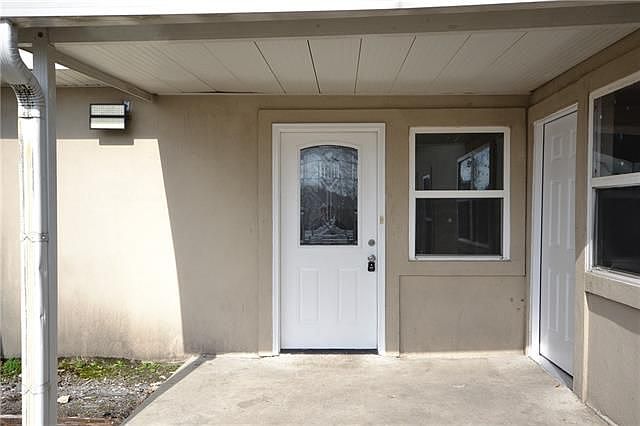 1st image of 112 Saint Rose Ave #D