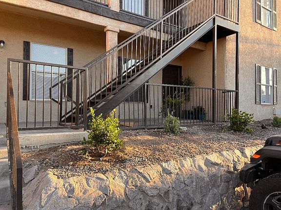 2nd image of 225 Desert Rose Ct #A