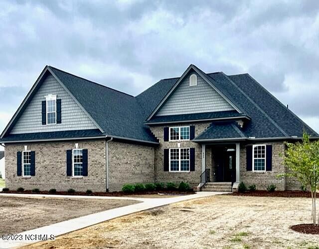 1st image of 425 Southbridge Court