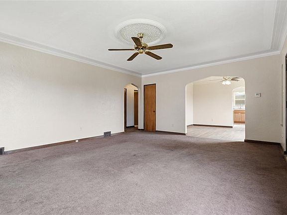 5th image of 3111 Willett Rd