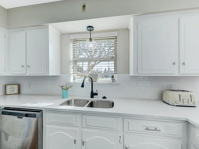 10007 Dale Crest Dr — Photo 14