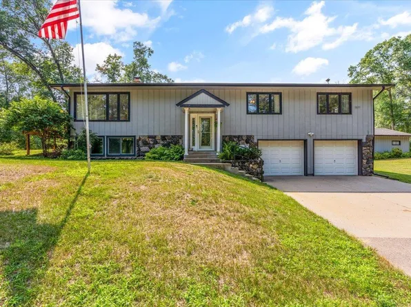 11739 Sylvan Cir, East Gull Lake, MN 56401