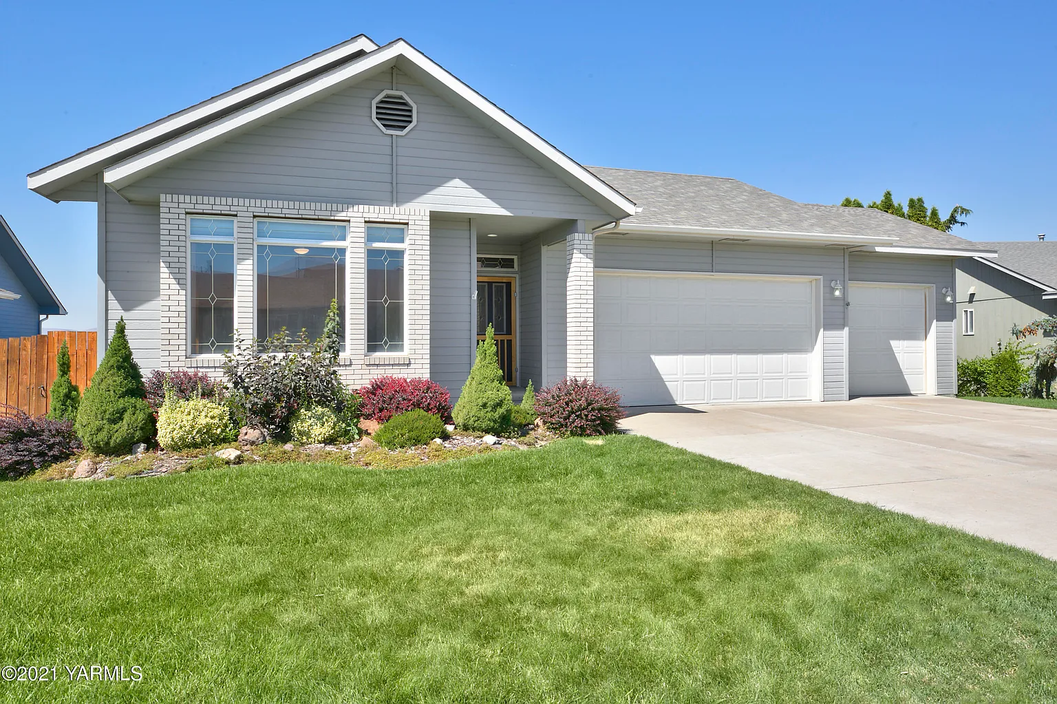 708 Tumac Dr photo 1