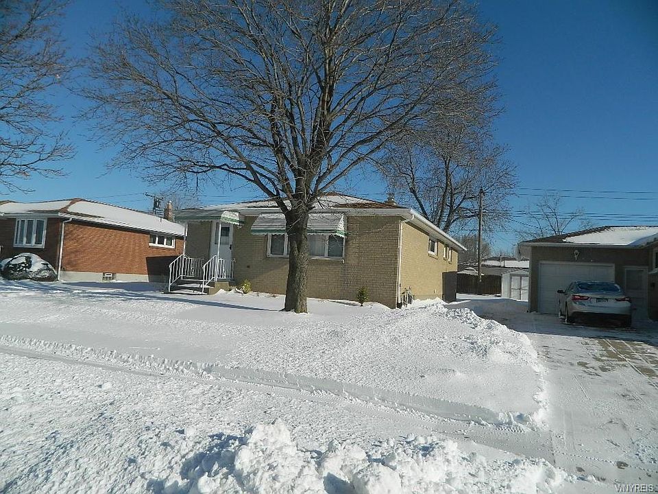 1st image of 21 Madaline Ln