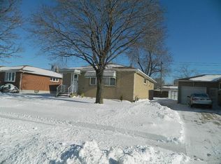 21 Madaline Ln, Depew, NY 14043