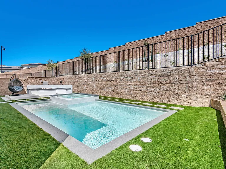 20601 W Overlook Ct — Photo 37
