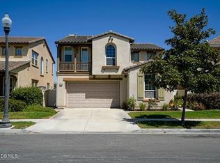 327 Lakeview Ct, Oxnard, CA 93036